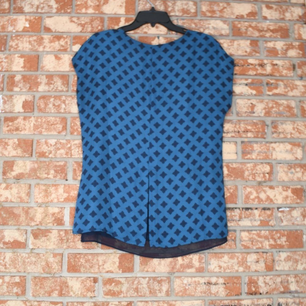 CABI Multicolored Top - Picture 4 of 5